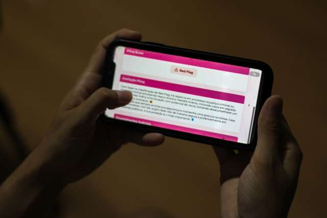 Morte de jornalista em MS inspirou IA que v&ecirc; antecedentes antes do date