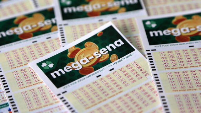 Mega-Sena acumula em R$ 12 milh&otilde;es e paga quadra a 40 apostadores de MS