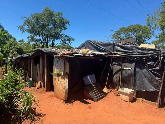 Comiss&atilde;o da Justi&ccedil;a Federal negocia sa&iacute;da para ocupa&ccedil;&atilde;o irregular em Bataguassu
