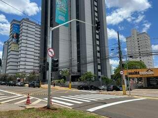 Cruzamento da Av. Afonso Pena com Joaquim T&aacute;vora ganha sem&aacute;foro e sentido &uacute;nico