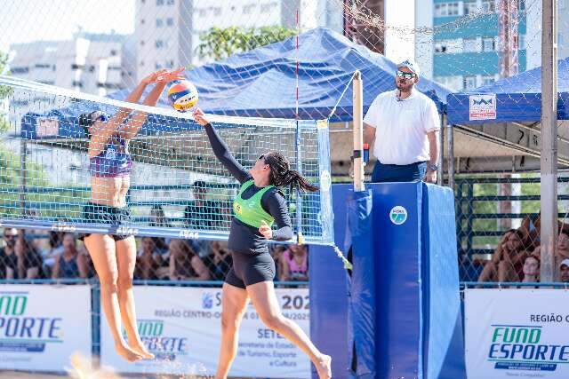 Etapa do Estadual de V&ocirc;lei de Praia tem recorde de participantes