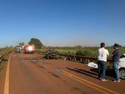Acidente na BR-267 matou mulher de 40 anos e deixou condutor em estado grave