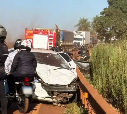 Acidente na BR-267 matou mulher de 40 anos e deixou condutor em estado grave