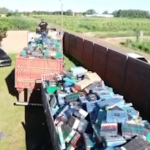 Comboio que passou livre por 11 delegacias levava 89 toneladas de maconha