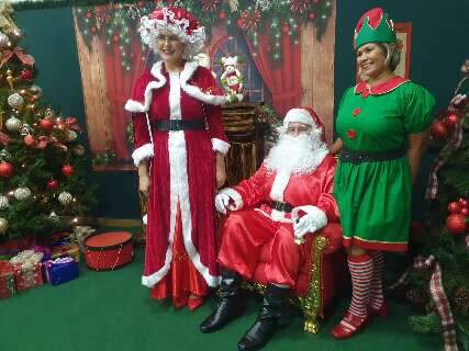 Natal M&aacute;gico: Educand&aacute;rio abre as portas para uma noite de festa e solidariedade