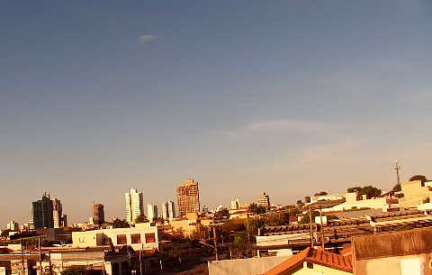 Fim de semana ser&aacute; quente e com risco de tempestade em parte de MS