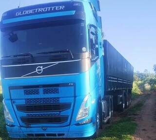 Caminh&atilde;o roubado em Guarulhos desaparece em fazenda na fronteira