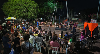 Praça vira palco de circo neste sábado, com espetáculo e oficina Praça vira palco de circo neste sábado, com espetáculo e oficina