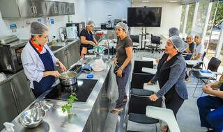 Festival une gastronomia e economia criativa no Porto Geral de Corumbá Festival une gastronomia e economia criativa no Porto Geral de Corumbá