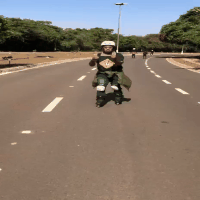 Edgar driblou a senten&ccedil;a de morte e retomou a paix&atilde;o por patinar