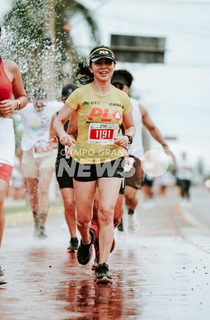 Secretária que "sumiu" em meio à crise financeira é vista em corrida de 10 km Secretária que "sumiu" em meio à crise financeira é vista em corrida de 10 km