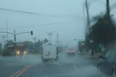 Chuva passa de 50 mm em MS nas &uacute;ltimas 12 horas e Estado segue em alerta
