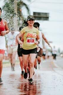 Secretária que "sumiu" em meio à crise financeira é vista em corrida de 10 km Secretária que "sumiu" em meio à crise financeira é vista em corrida de 10 km