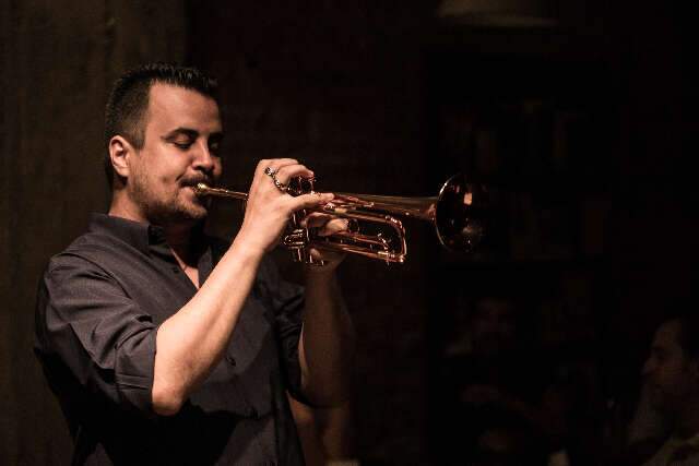 Festival de jazz leva apresenta&ccedil;&otilde;es gratuitas para terminais de &ocirc;nibus 