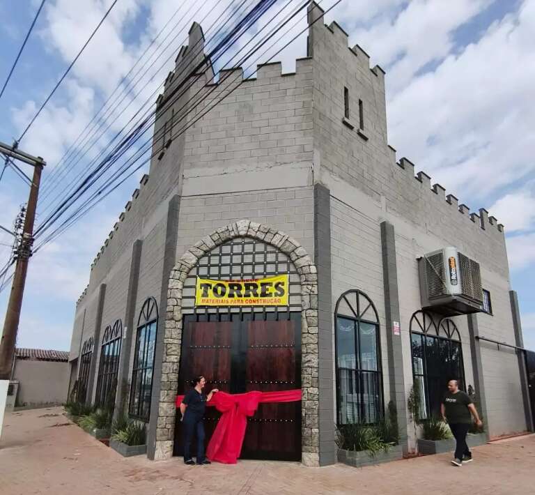 Fim do mistério sobre castelo construído na Avenida Guaicurus 