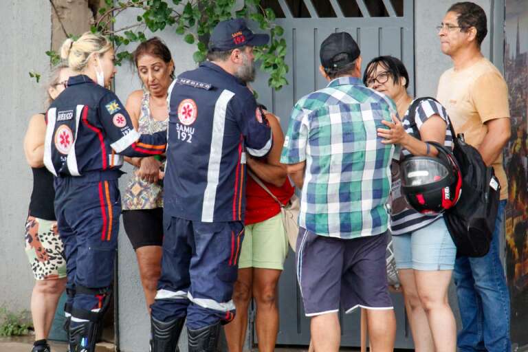 Médico virou abraço para mãe que viu o filho morrer em acidente 