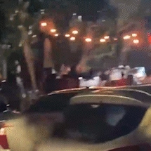 Vizinhos se unem contra &ldquo;rol&ecirc; sertanejo&rdquo; que lota bairro de idosos