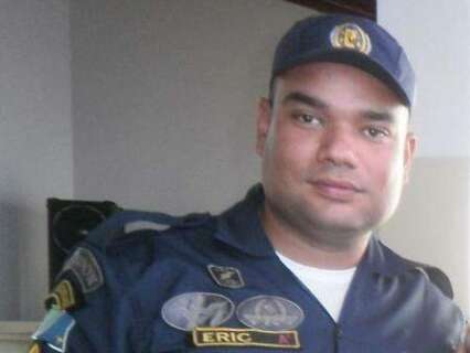 Oito anos ap&oacute;s disparos que feriram familiares, sargento &eacute; preso novamente