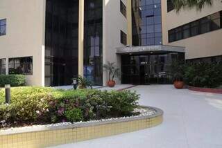 Recepcionista de hotel é preso ao tentar estuprar mulher de 19 anos Recepcionista de hotel é preso ao tentar estuprar mulher de 19 anos