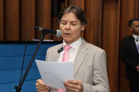 Paulo Duarte d&aacute; como certa sa&iacute;da do PSB para tentar reelei&ccedil;&atilde;o e apoiar Riedel