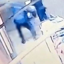 Defesa acusa policiais de tortura e homic&iacute;dio em caso de morte ap&oacute;s abordagem