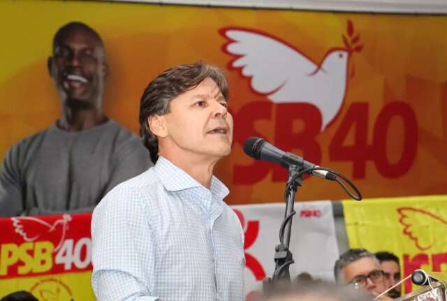 Paulo Duarte d&aacute; como certa sa&iacute;da do PSB para tentar reelei&ccedil;&atilde;o e apoiar Riedel