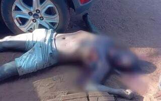 Homem é preso após mais de um ano por matar ex-marido de namorada com pauladas Homem é preso após mais de um ano por matar ex-marido de namorada com pauladas