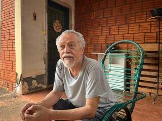 Entre pastel e casas de massagem, Vila Gl&oacute;ria &eacute; centro velho que virou passagem