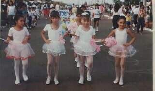 Fotos dos anos 90 resgatam tempos de ouro dos desfiles nas Moreninhas Fotos dos anos 90 resgatam tempos de ouro dos desfiles nas Moreninhas