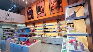 A Angelou Makeup Store quer te presentear neste fim de ano