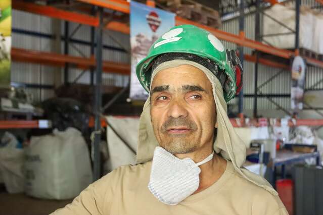 Com a&ccedil;&atilde;o &quot;formiguinha&quot;, trabalhador rala todo ano para ser campe&atilde;o da reciclagem