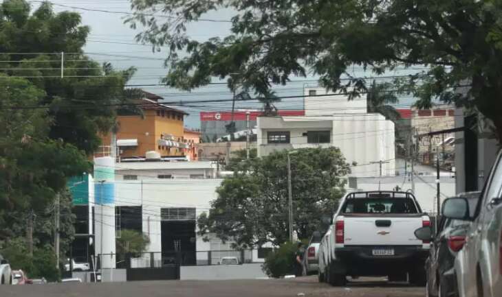 Entre pastel e casas de massagem, Vila Gl&oacute;ria &eacute; centro velho que virou passagem