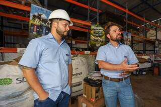 Com a&ccedil;&atilde;o &quot;formiguinha&quot;, trabalhador rala todo ano para ser campe&atilde;o da reciclagem