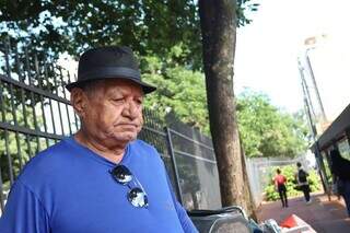 Passageiros se preparam para recorrer a caronas e aplicativos em caso de greve Passageiros se preparam para recorrer a caronas e aplicativos em caso de greve