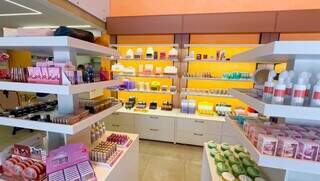 A Angelou Makeup Store quer te presentear neste fim de ano