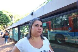 Passageiros se preparam para recorrer a caronas e aplicativos em caso de greve Passageiros se preparam para recorrer a caronas e aplicativos em caso de greve