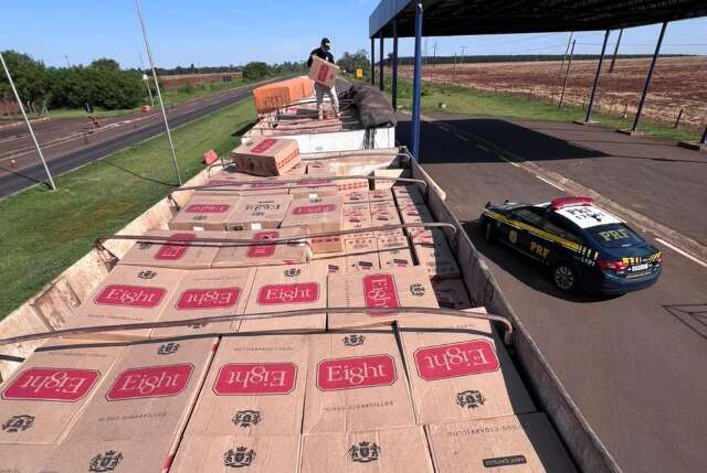 Opera&ccedil;&atilde;o da Pol&iacute;cia Federal mira contrabando de cigarro e faz buscas em MS