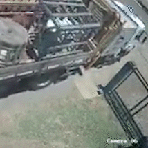 Funcion&aacute;rios usam caminh&atilde;o da empresa para furtar quase R$ 200 mil em fios