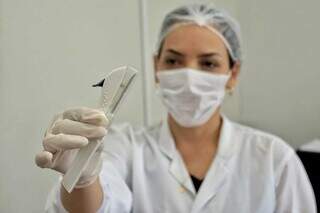 Novidade no SUS, primeiros implantes contraceptivos têm alta adesão entre jovens Novidade no SUS, primeiros implantes contraceptivos têm alta adesão entre jovens