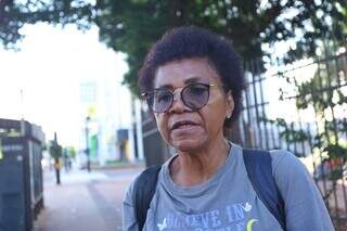 Passageiros se preparam para recorrer a caronas e aplicativos em caso de greve Passageiros se preparam para recorrer a caronas e aplicativos em caso de greve