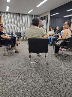 Encontro discute bipolaridade no ambiente profissional e press&otilde;es de fim de ano