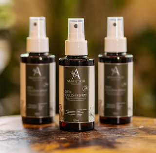 Anvisa manda recolher e proíbe produção de mais dois cosméticos Anvisa manda recolher e proíbe produção de mais dois cosméticos