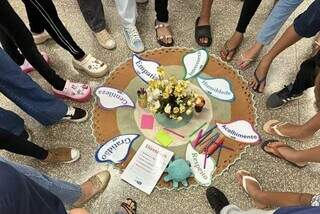 Mãe ameaçada pela filha pede socorro e conciliação vem em projeto da Justiça Mãe ameaçada pela filha pede socorro e conciliação vem em projeto da Justiça