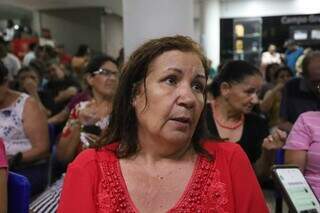 Com 370 pessoas na fila após fechamento, Refis bate recorde de atendimentos Com 370 pessoas na fila após fechamento, Refis bate recorde de atendimentos