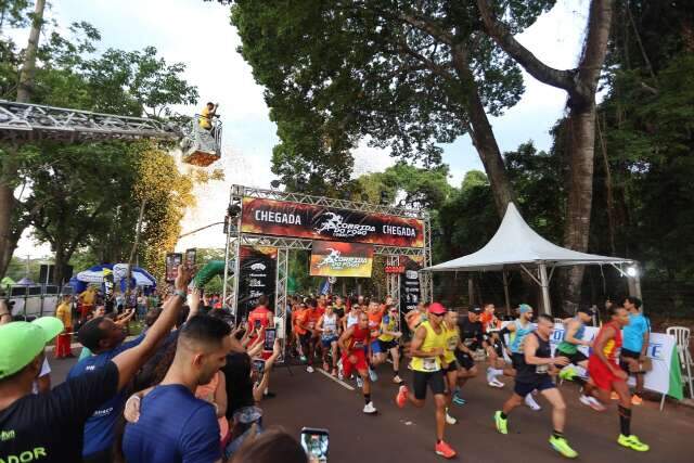 Corrida pedestre vai fechar trecho da Av. Afonso Pena no domingo