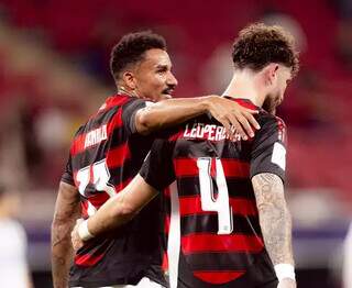 Zagueiros decidem, Flamengo vence o Pyramids e vai à final do Intercontinental Zagueiros decidem, Flamengo vence o Pyramids e vai à final do Intercontinental