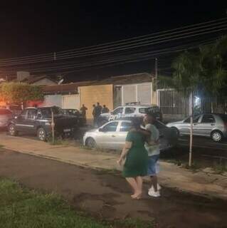 Feira cultural é interrompida após reclamação de som alto na Praça do Peixe Feira cultural é interrompida após reclamação de som alto na Praça do Peixe