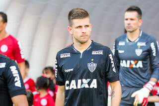 De goleiro “europeu” a ex-Flamengo, Operário apresenta elenco para a temporada De goleiro “europeu” a ex-Flamengo, Operário apresenta elenco para a temporada