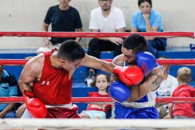 Em alta novamente, boxe ganha espa&ccedil;o nos ringues e arquibancadas da Capital