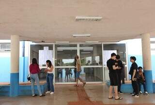 Falta de documentos e erro no local eliminam estudantes do vestibular Falta de documentos e erro no local eliminam estudantes do vestibular
